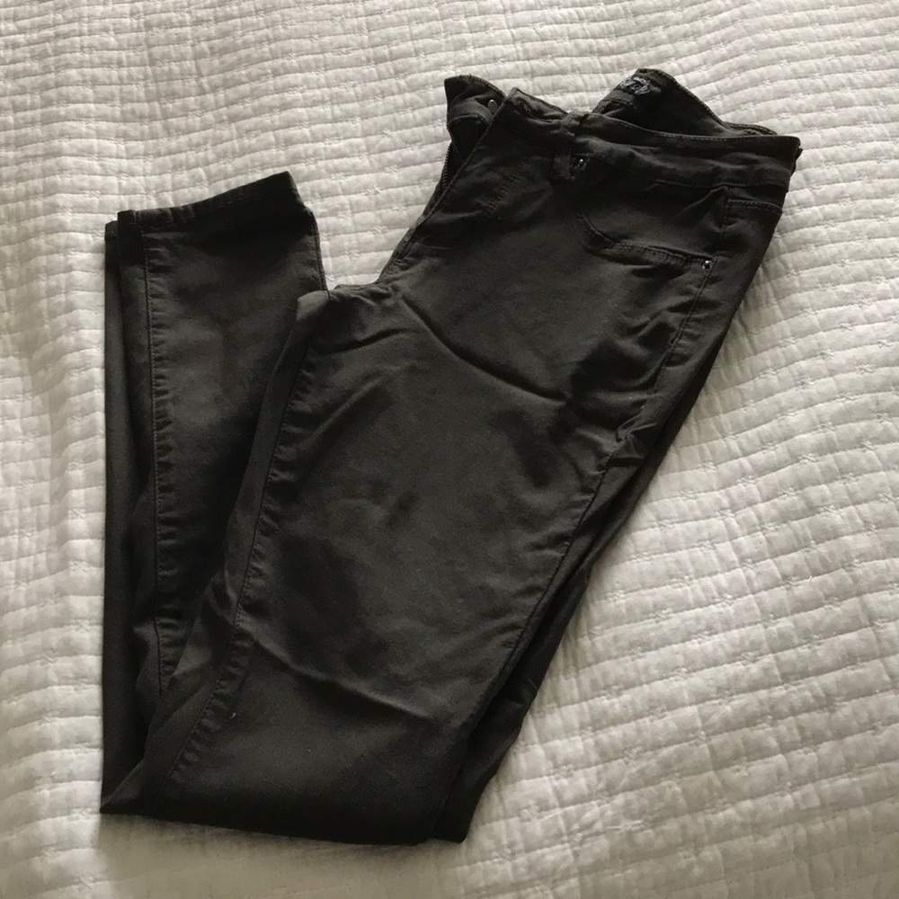 Skinny stretchy pants